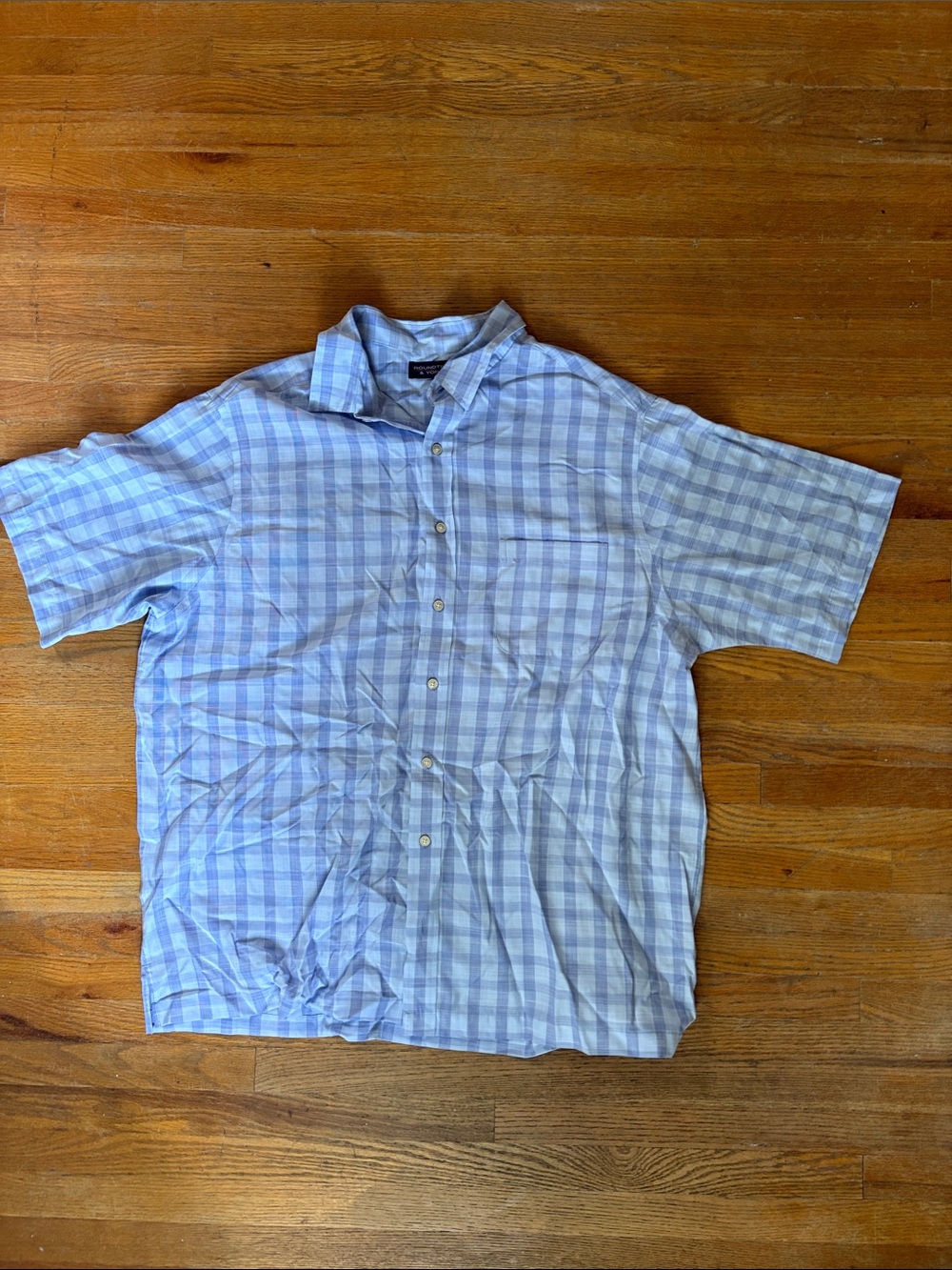 Roundtree & Yorke Light Blue Plaid Short-Sleeve Button-Down Shirt